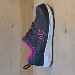 New Balance Women's Logic Composite Toe Athletic Work Shoe In Grey And Pink